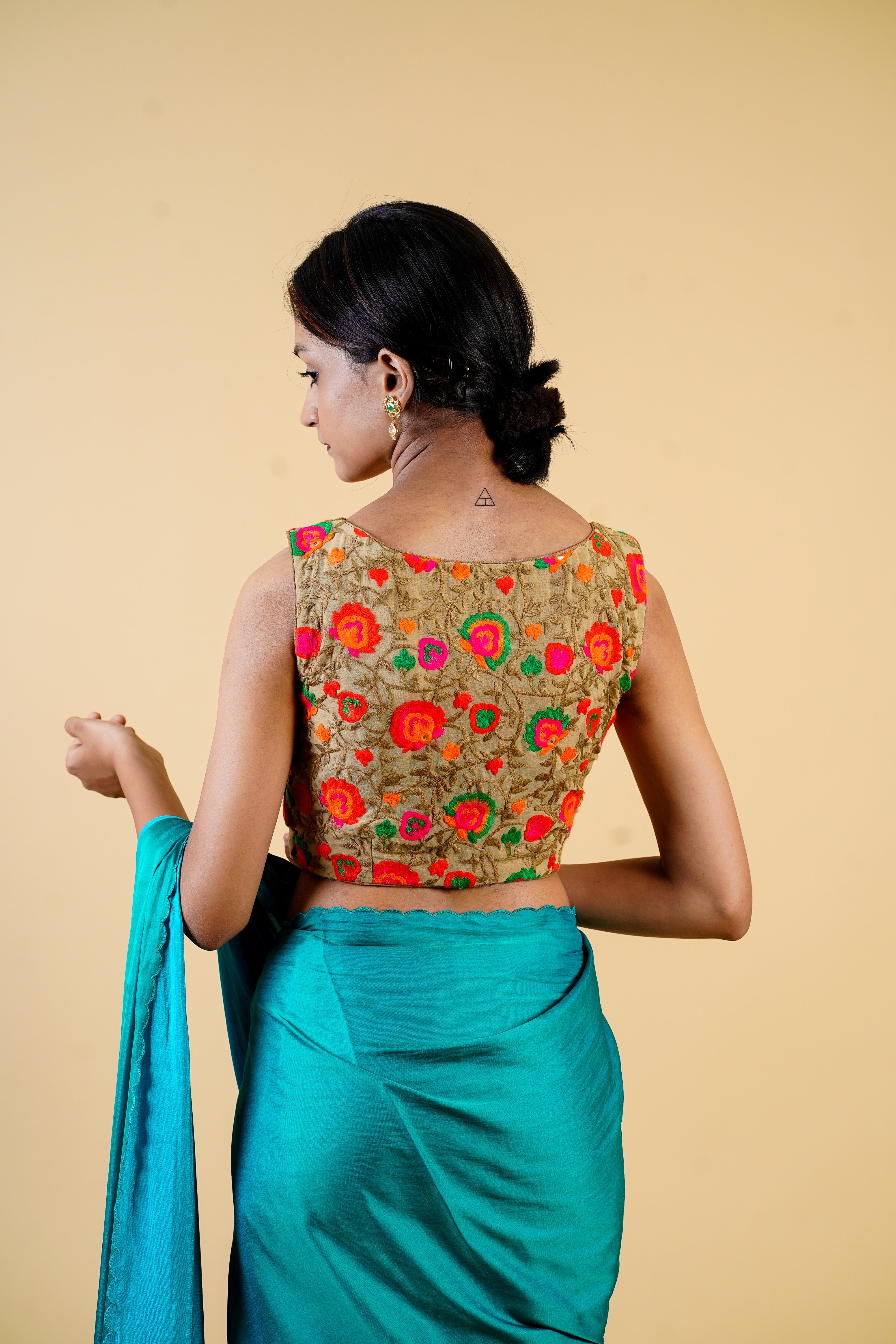 Multi-Color Sleeveless Blouse